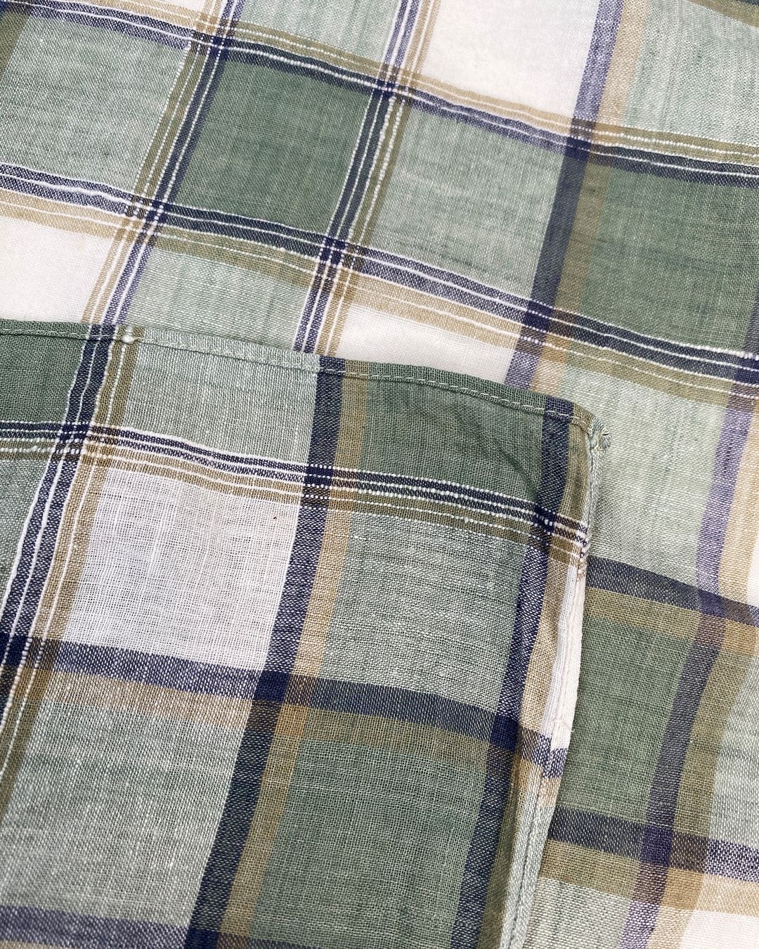 Thumbnail 001478a1-f079-4888-b0c5-7b959b3b618f