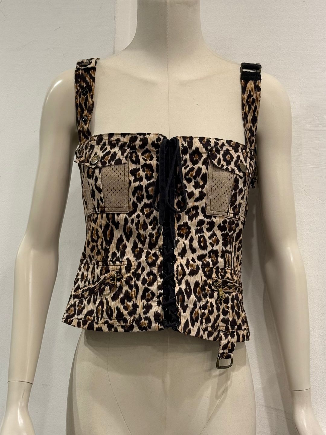 Thumbnail ad6b1e1f-c228-49f9-aeb6-583d63345b2a