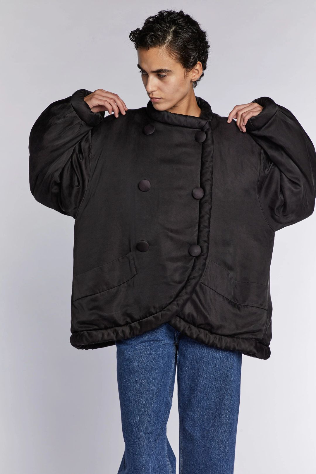 Thumbnail 29830518-8ac2-4116-bfda-c0c497a2148c