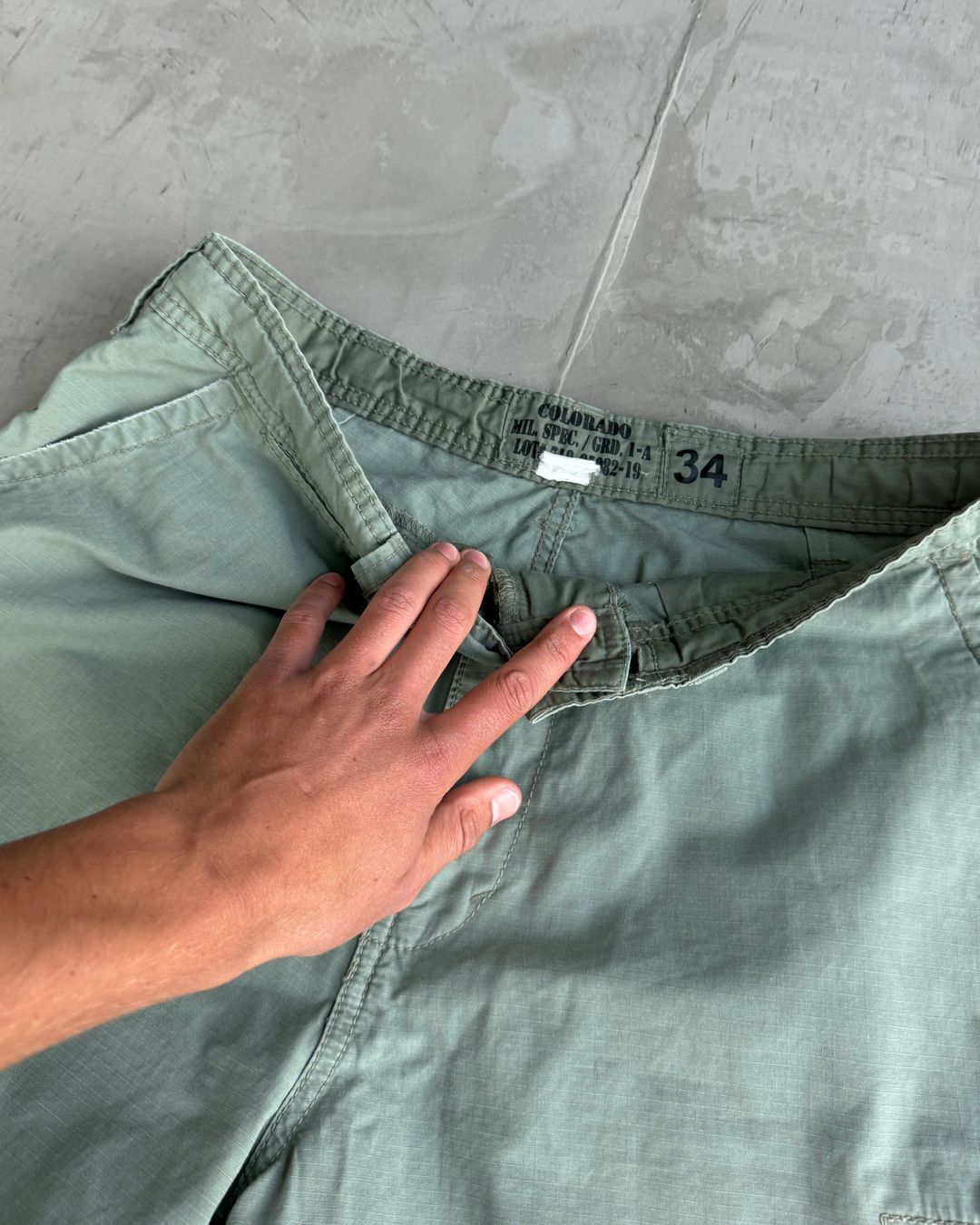 Thumbnail 9cc53525-f7fe-41c7-bdd4-259eb6418a9c