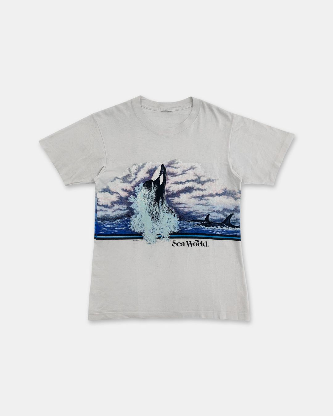 Vintage 1988 Sea World Killer Whale Single Stitch T-Shirt White by Vintage in size S from TOPS category