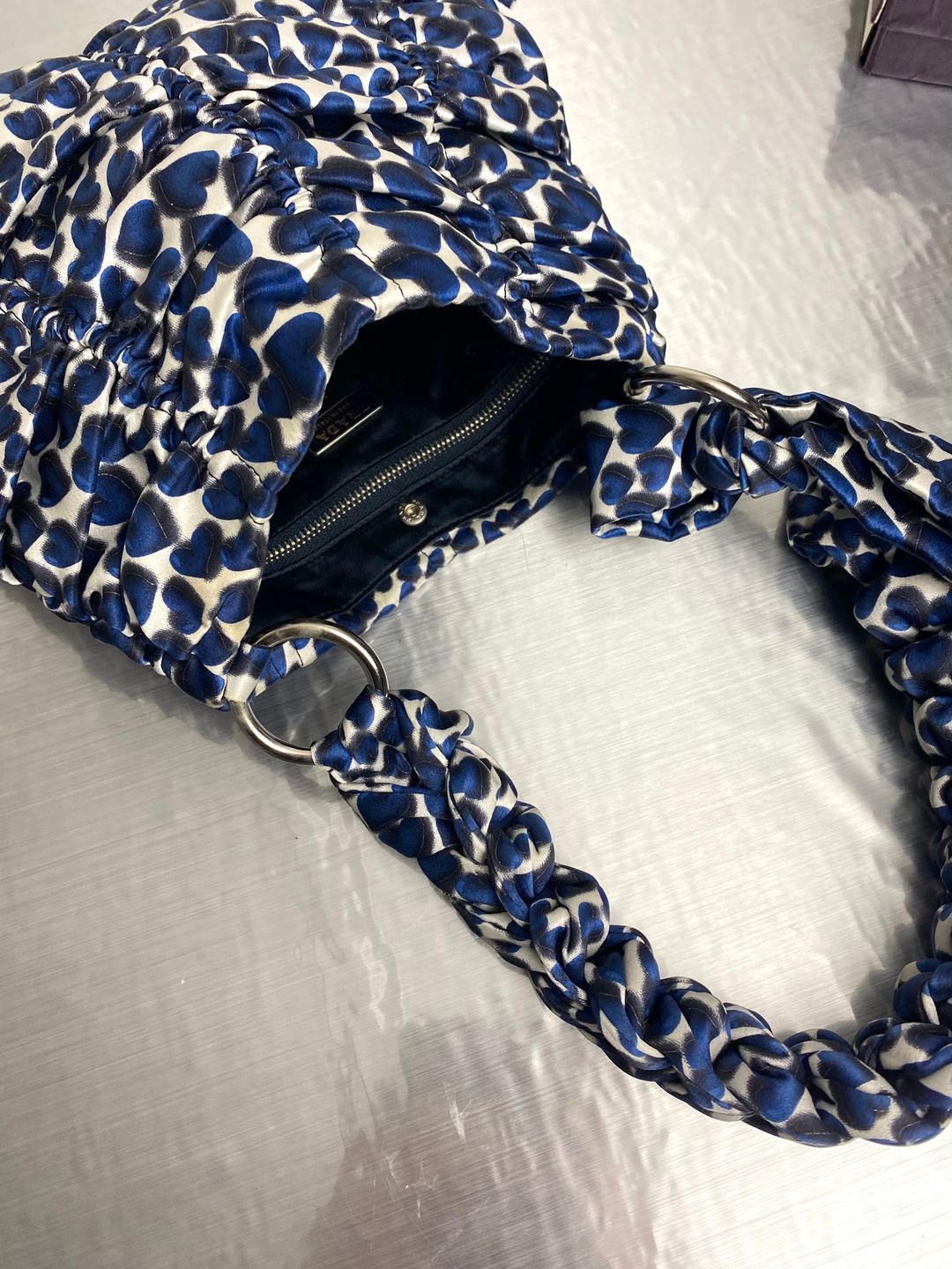 Thumbnail 2760c9f2-c886-443b-96e0-ea0f3cbb3451