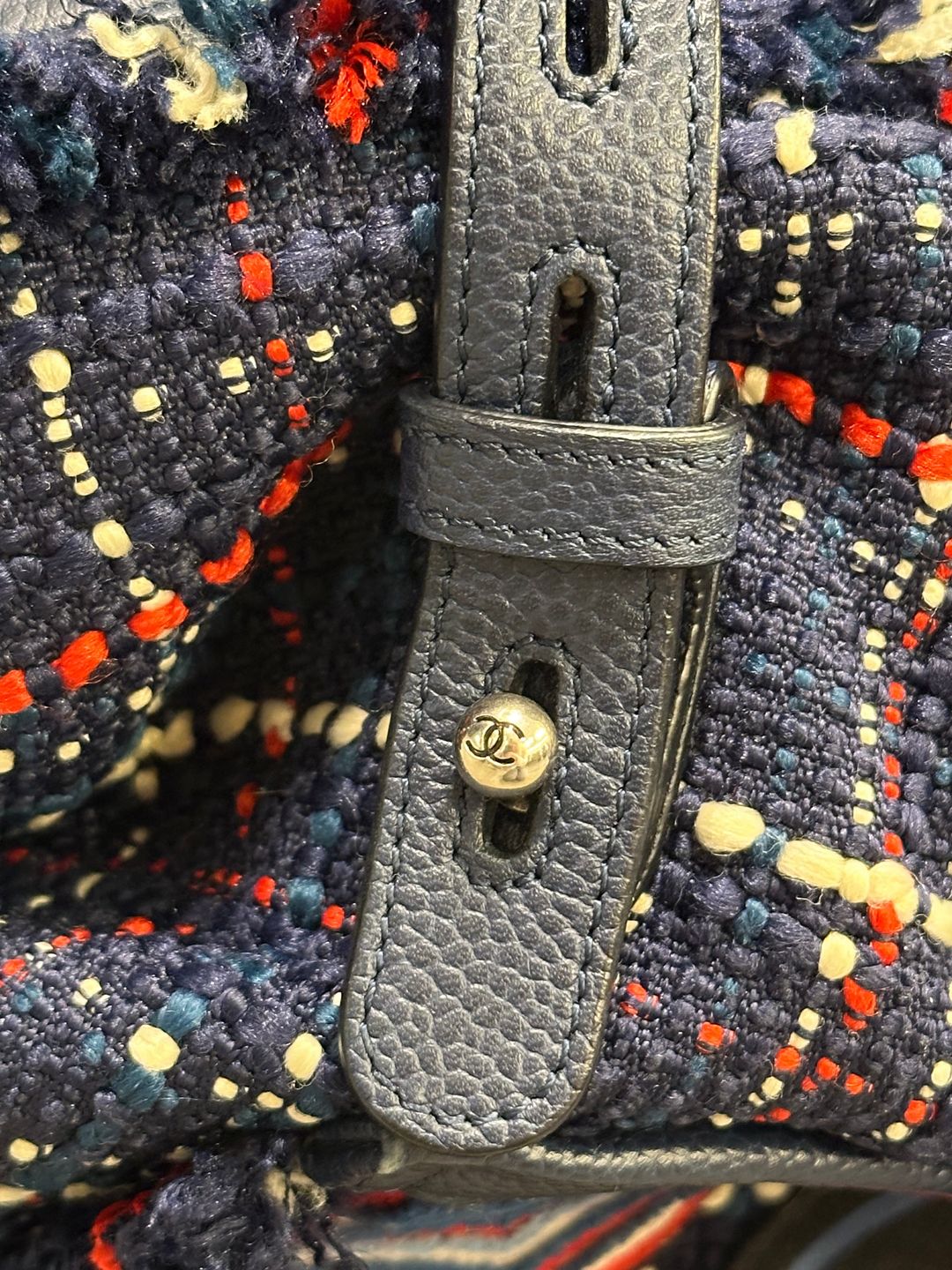 Thumbnail 3e1f13ba-4b7b-4963-9591-dc55f68a2f6b