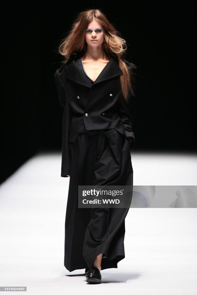 Thumbnail 2f37fb7c-6fe1-48ac-95bf-f508f1a69e84