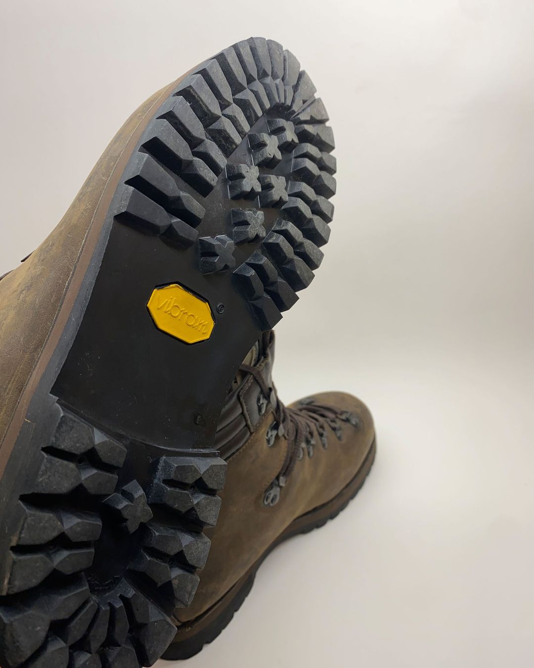 Thumbnail 9f57eb2c-784a-4e07-a6ac-9e7fb9a60ea1