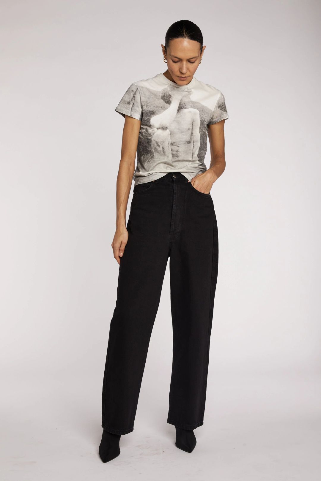 Alexander McQueen Lee Era White T-shirt 90s by ALEXANDER MCQUEEN in size S from TOPS category