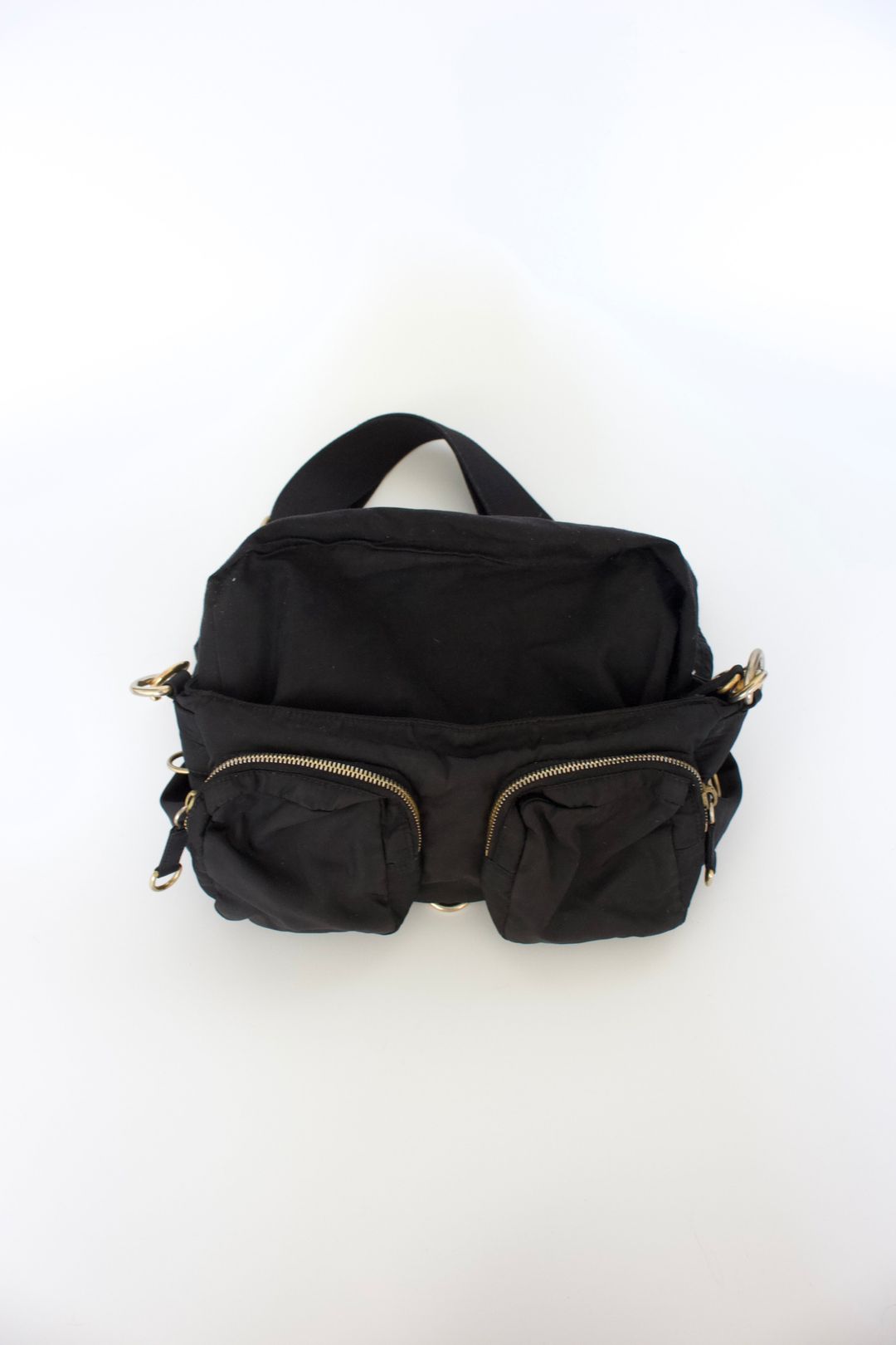 Thumbnail d02a7904-5ce0-4667-a038-7ef749cc7884