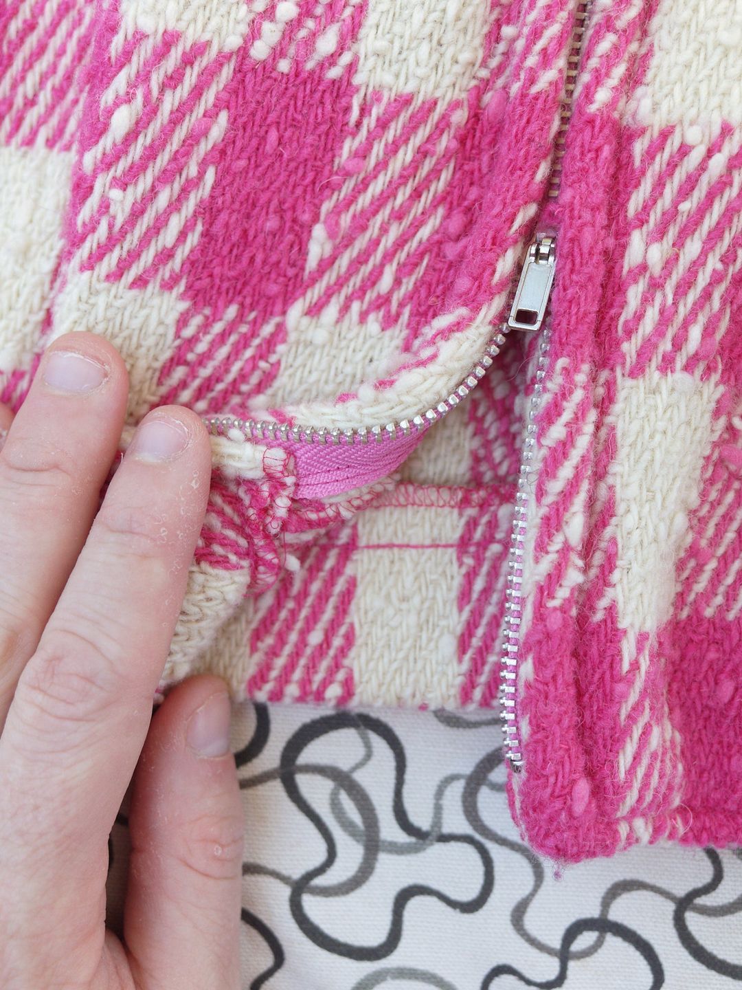 Thumbnail 13d9e205-4388-465c-8140-697282106053