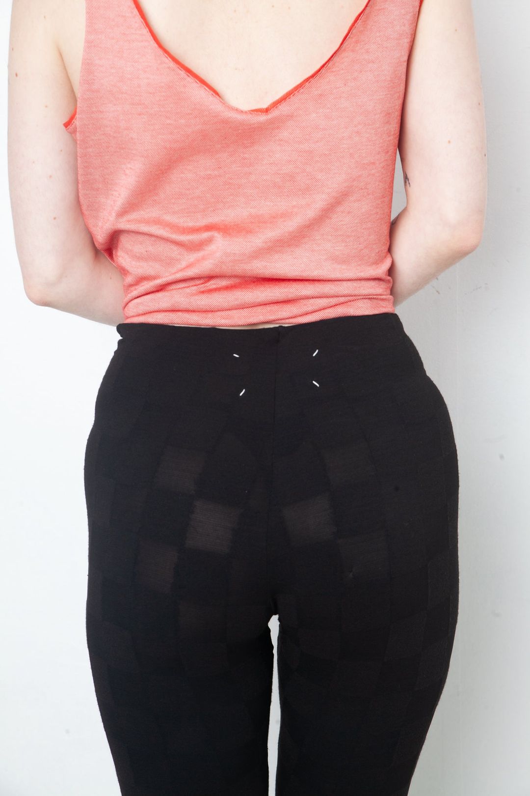 Maison Margiela white label Fall 2008 black chequered leggings by MAISON MARGIELA in size IT 44 from TROUSERS category