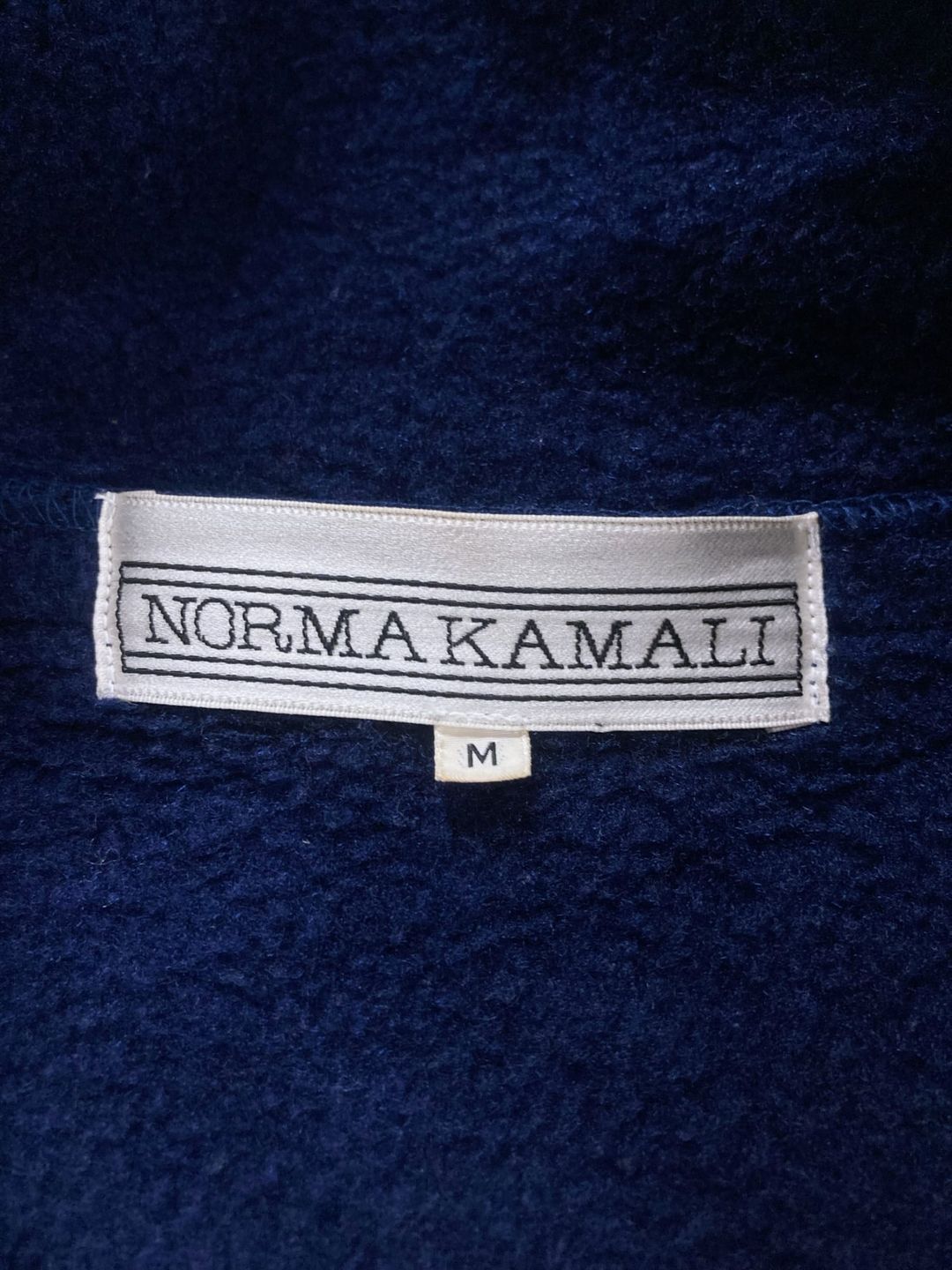 Thumbnail 6c59d8a1-e2c6-4cd6-aa85-914a788db7f9