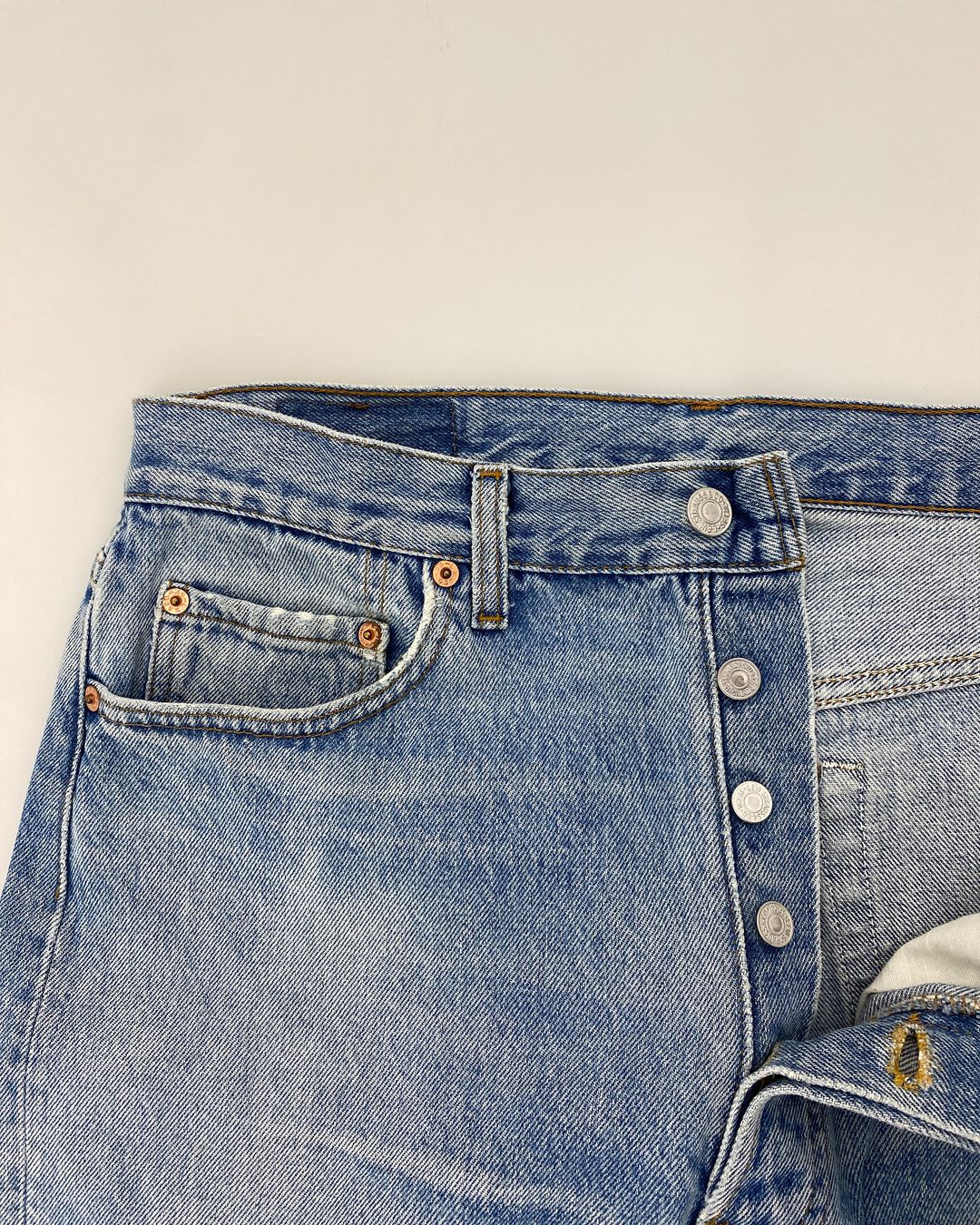 Thumbnail 69eb5b7e-6d78-47d8-abad-f0106ea11df4