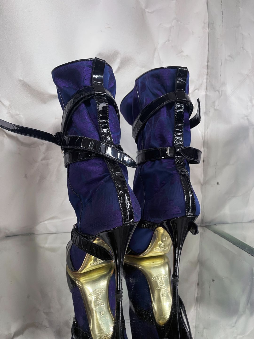 Thumbnail 351b9647-c05e-41c7-abb2-39f6b0eab76b