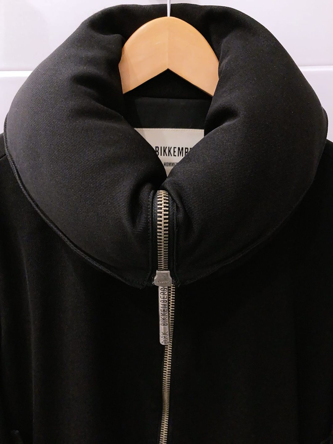 Thumbnail 1eea84cb-0be6-4aa6-ae2b-1c9756a54d27