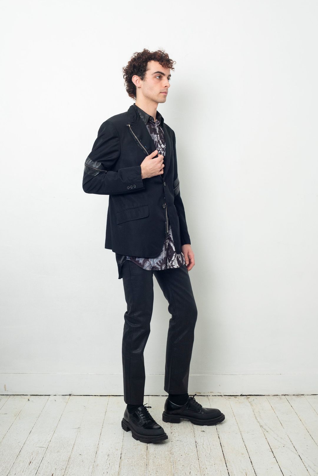 Thumbnail 019730db-a339-4b79-b6dd-b4020e0cfea9