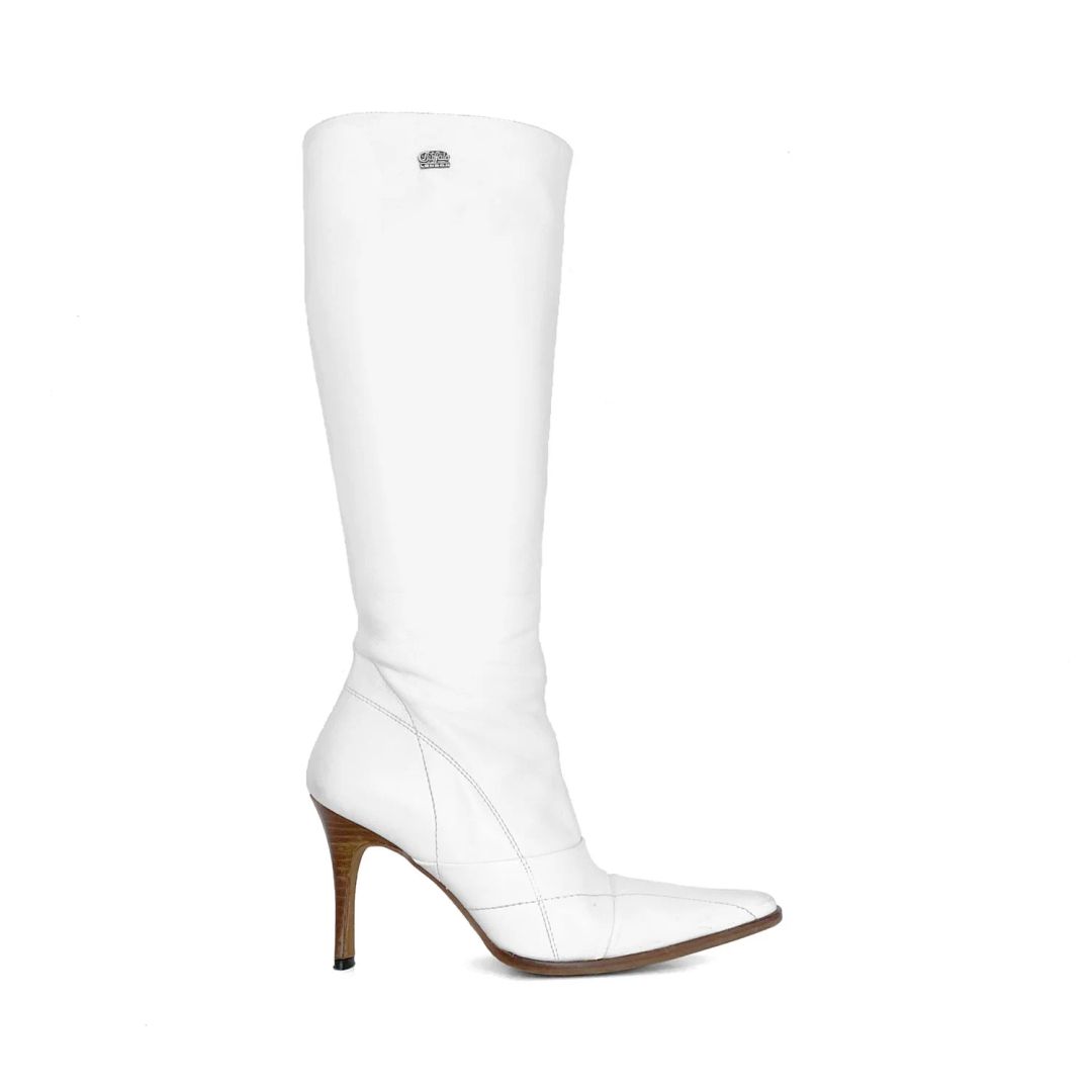 Buffalo White Stiletto Boots (38) by Buffalo in size EU 38 from SHOES category