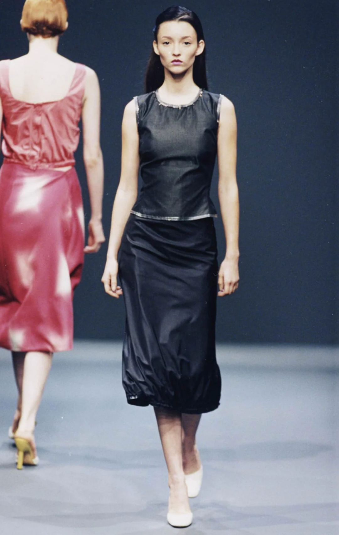 Thumbnail 244121aa-54f0-46ed-92cc-5049f43158b9