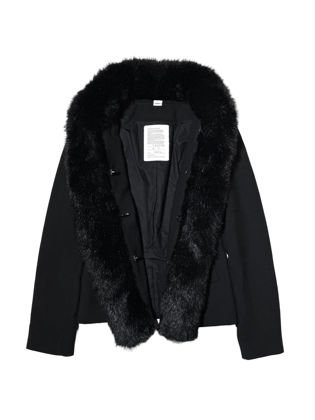 Thumbnail 3260a36b-9d8d-46a9-b2c7-06aeb9b702ec