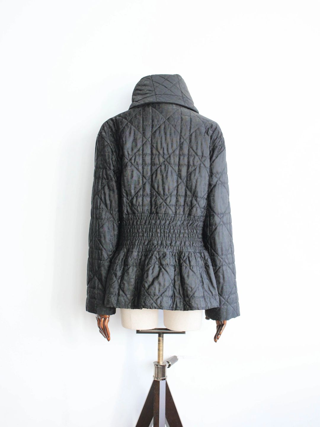 Thumbnail 932fab0e-9d11-4e4c-a4f8-331581e20184