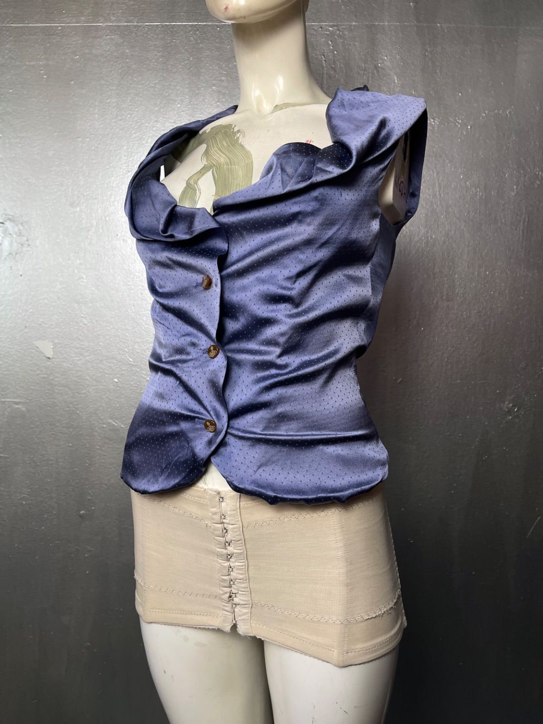 Thumbnail 3b861900-c995-46e4-8444-2e5641945568