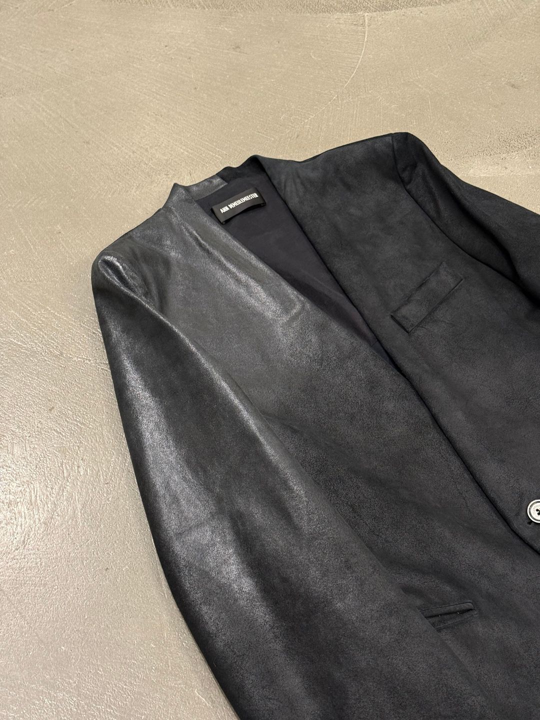 Thumbnail 3c1bc972-027d-4342-825c-c48d1d1ca381