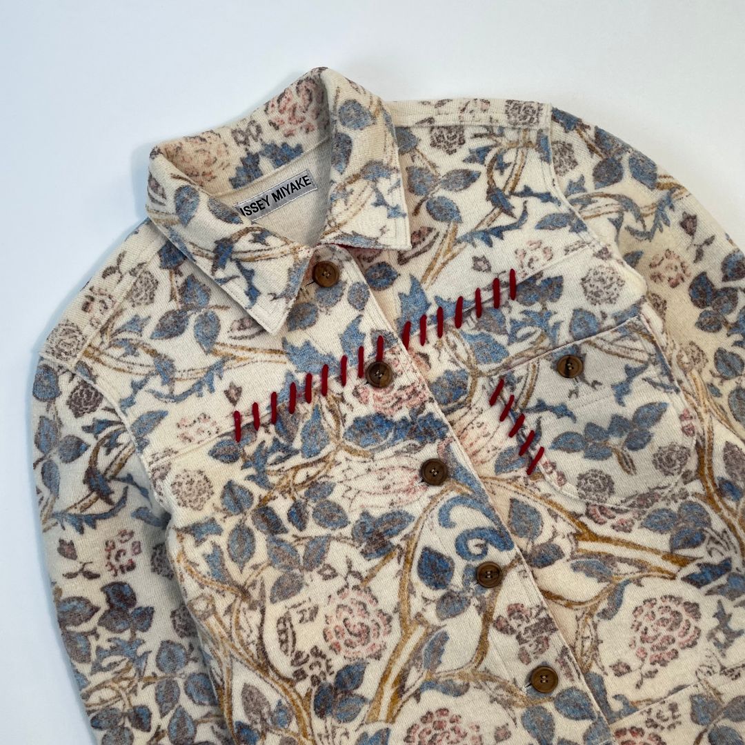 Thumbnail 830d4d3b-9deb-4c7f-8489-cde50981a618