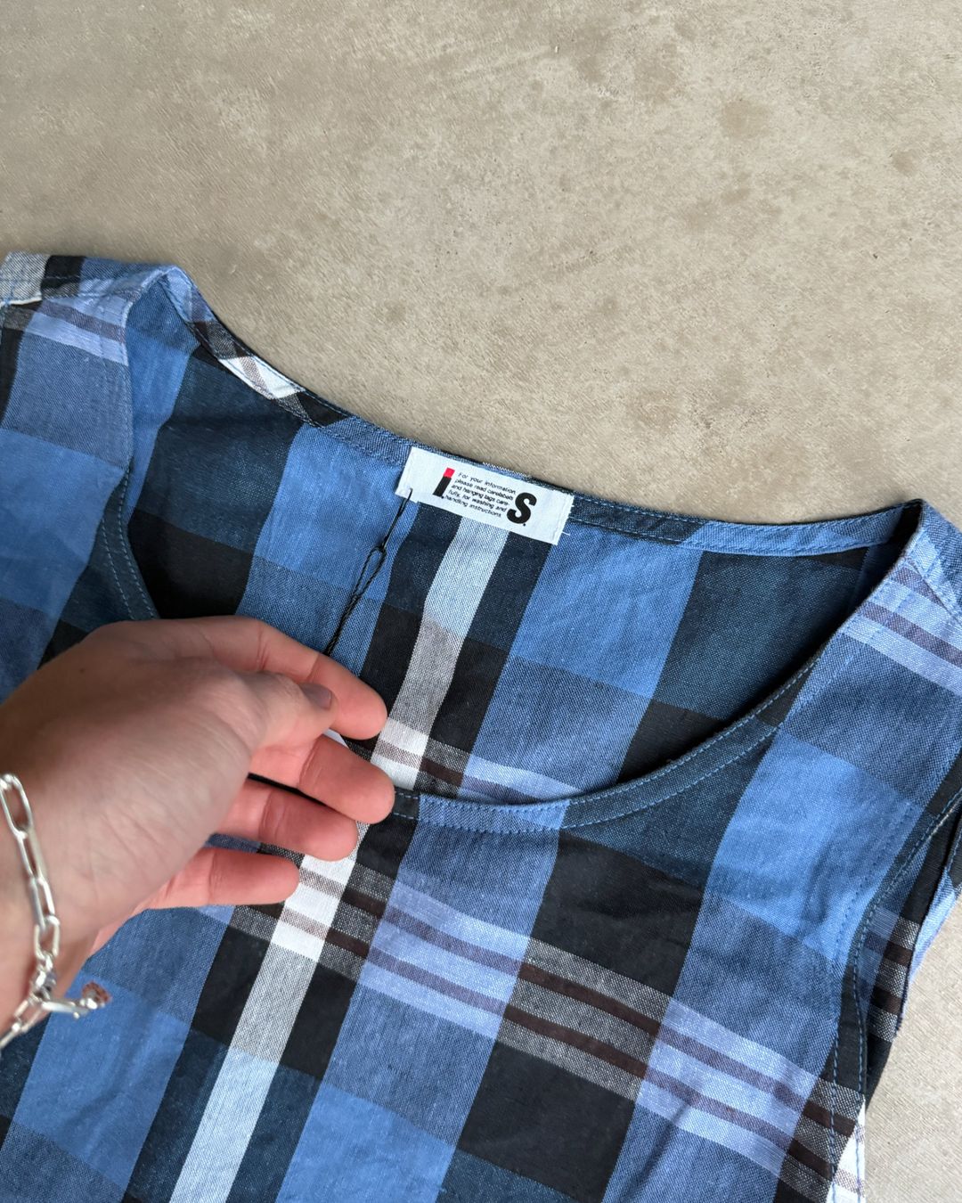 Thumbnail 25f1f935-d8d9-48b5-9e7a-0ec5099d8c9f