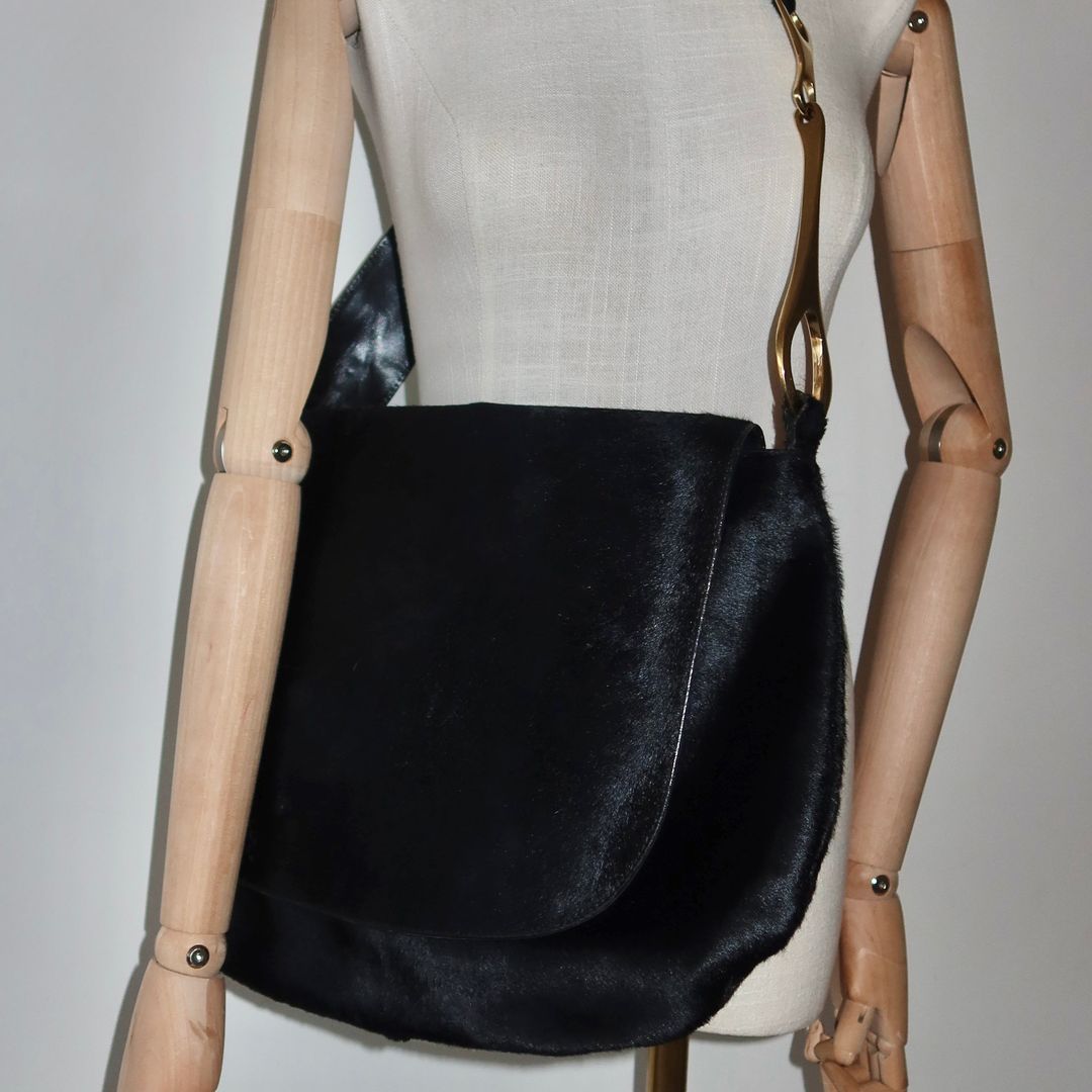 Thumbnail 57f3c3e0-246b-4793-9cb6-8228f68ebdac