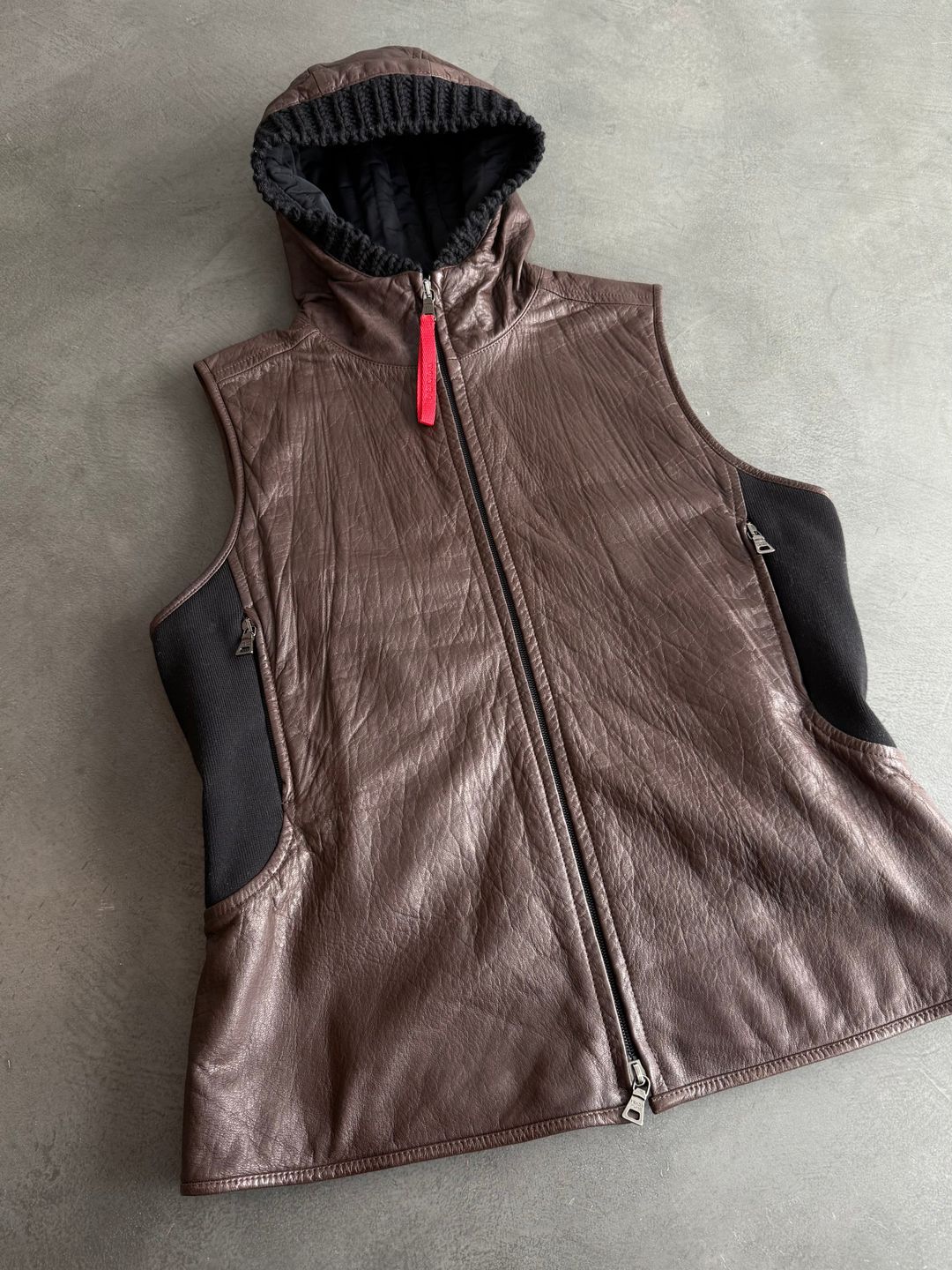 Thumbnail 60c1f5e7-882e-43e1-bbca-7512257f76f8