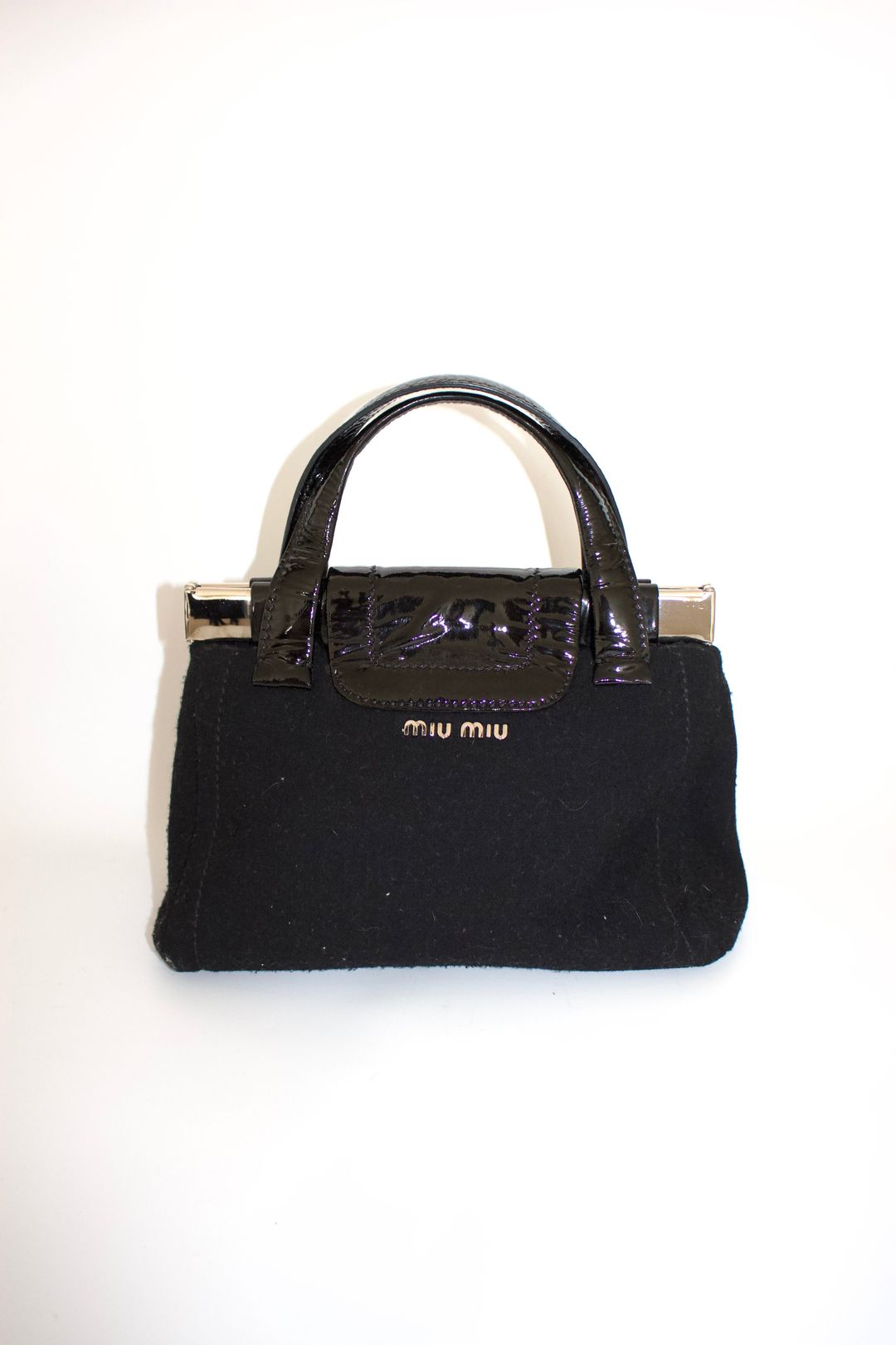 Thumbnail a2d9dca9-aeaa-4a3b-baae-e50d0520e3a4