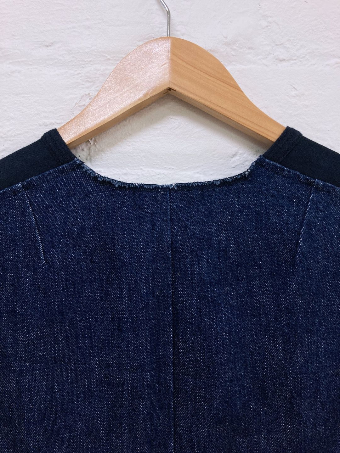 Thumbnail 18ef4f5b-06fc-4f21-b5bb-e9aa22018735