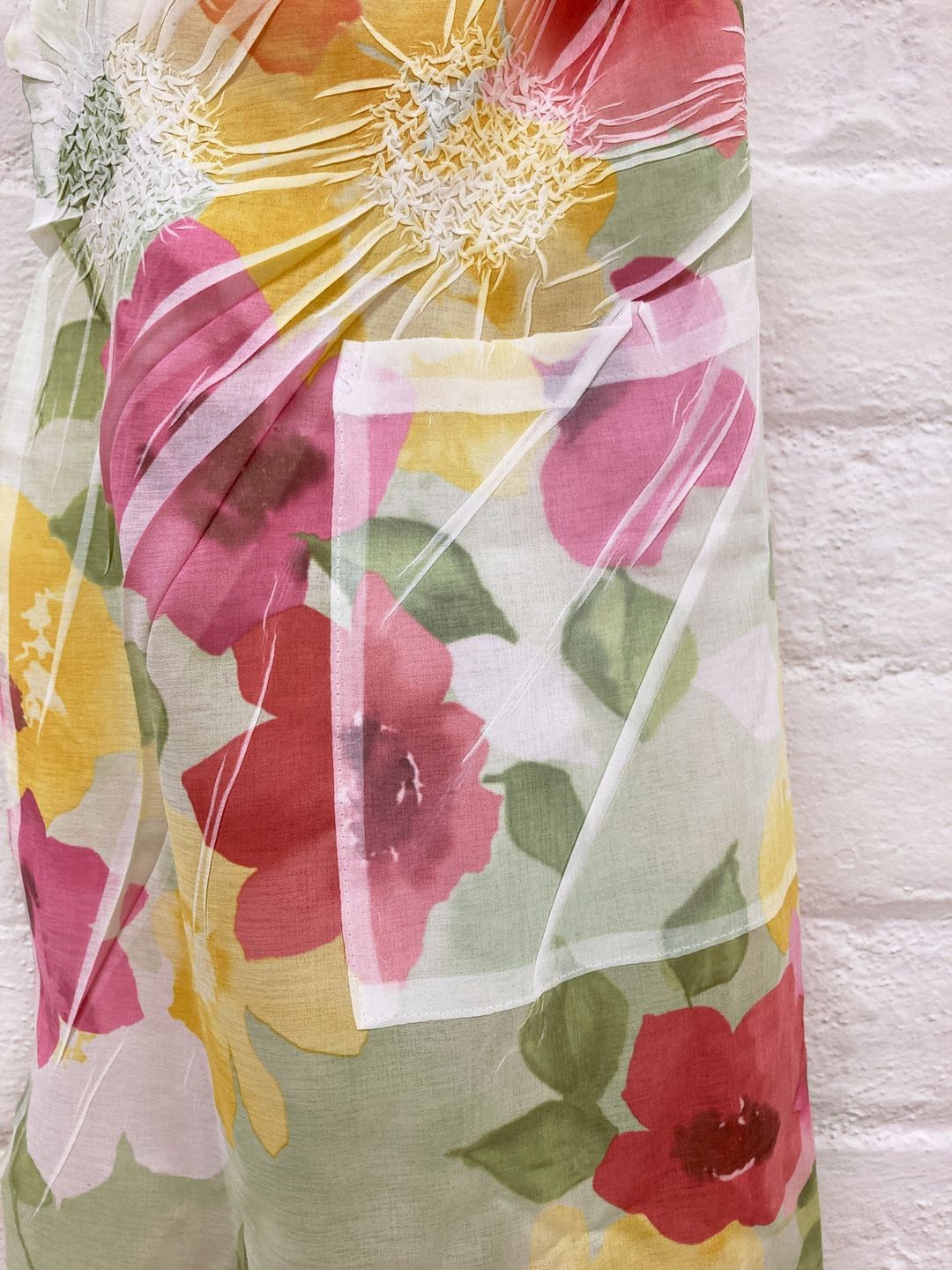 Thumbnail 042f3c11-123e-4c32-adc8-15313921512e