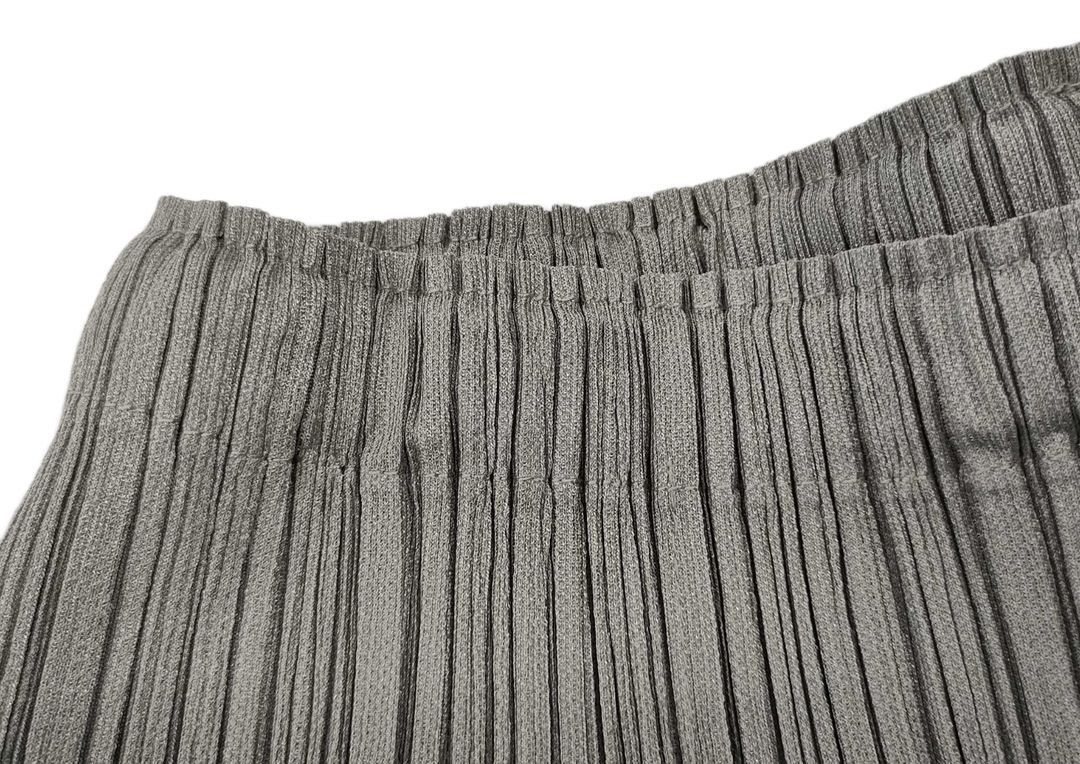 Thumbnail 6b6cab4d-43e7-4292-a1dd-767372f54650