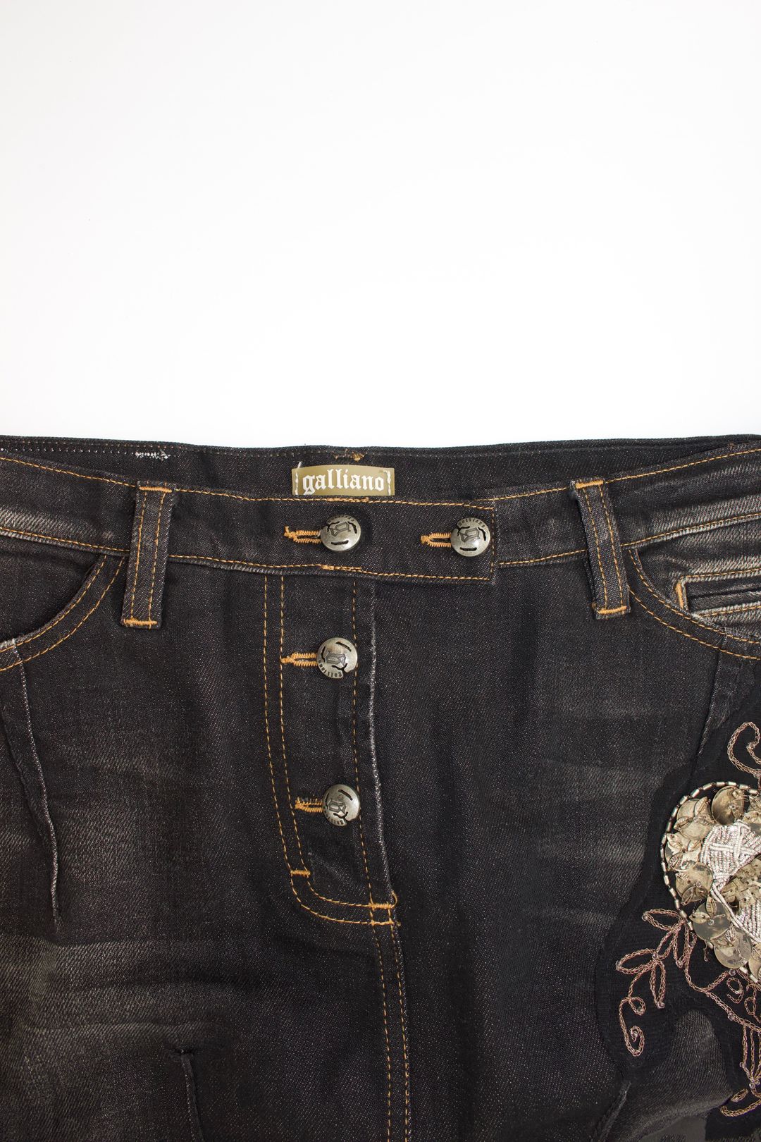 Thumbnail 5f76993c-08c0-4b00-8695-76066d17aa1b