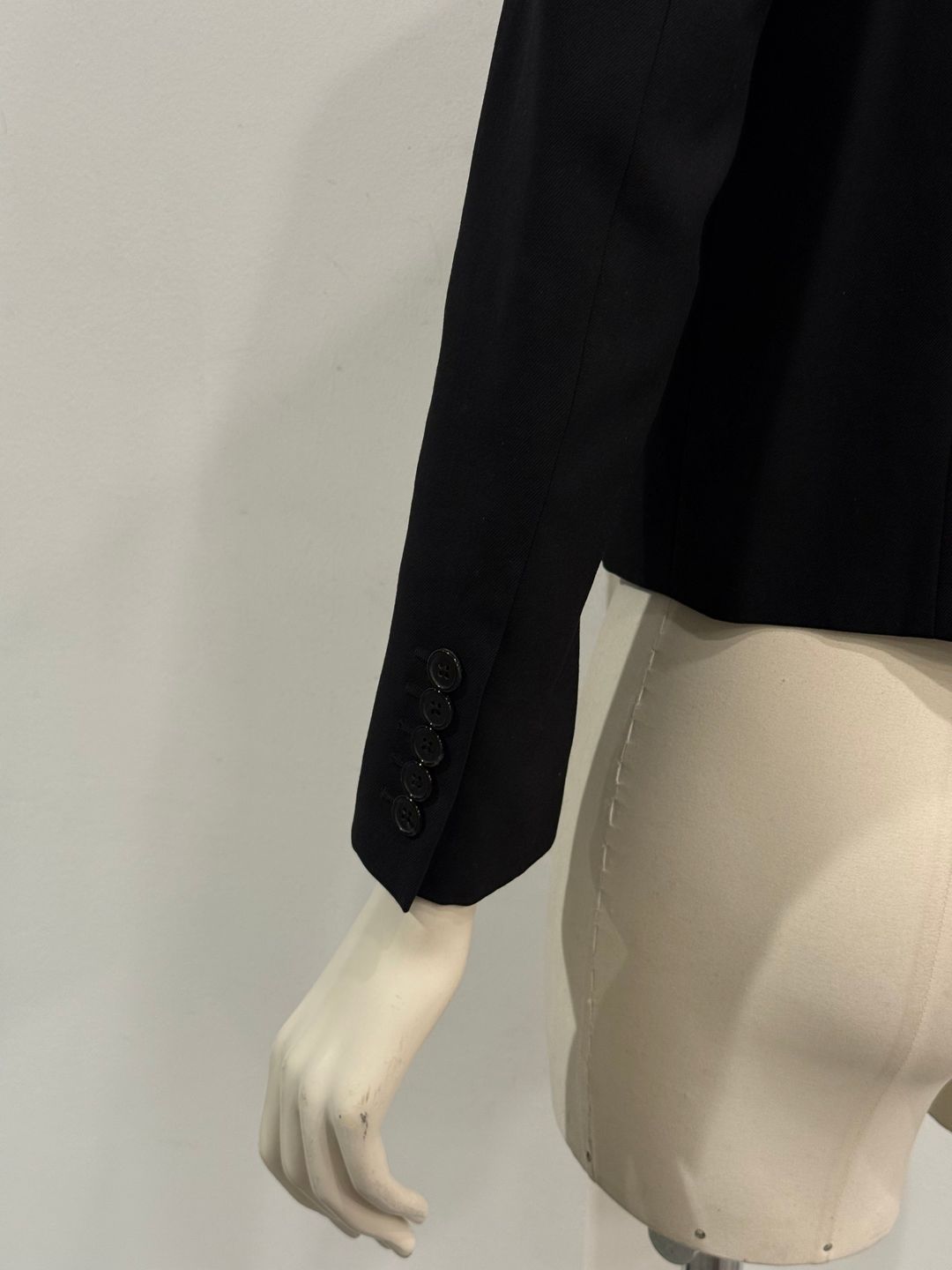 Thumbnail 7c5861f1-4659-4341-b793-b34d70f656c5