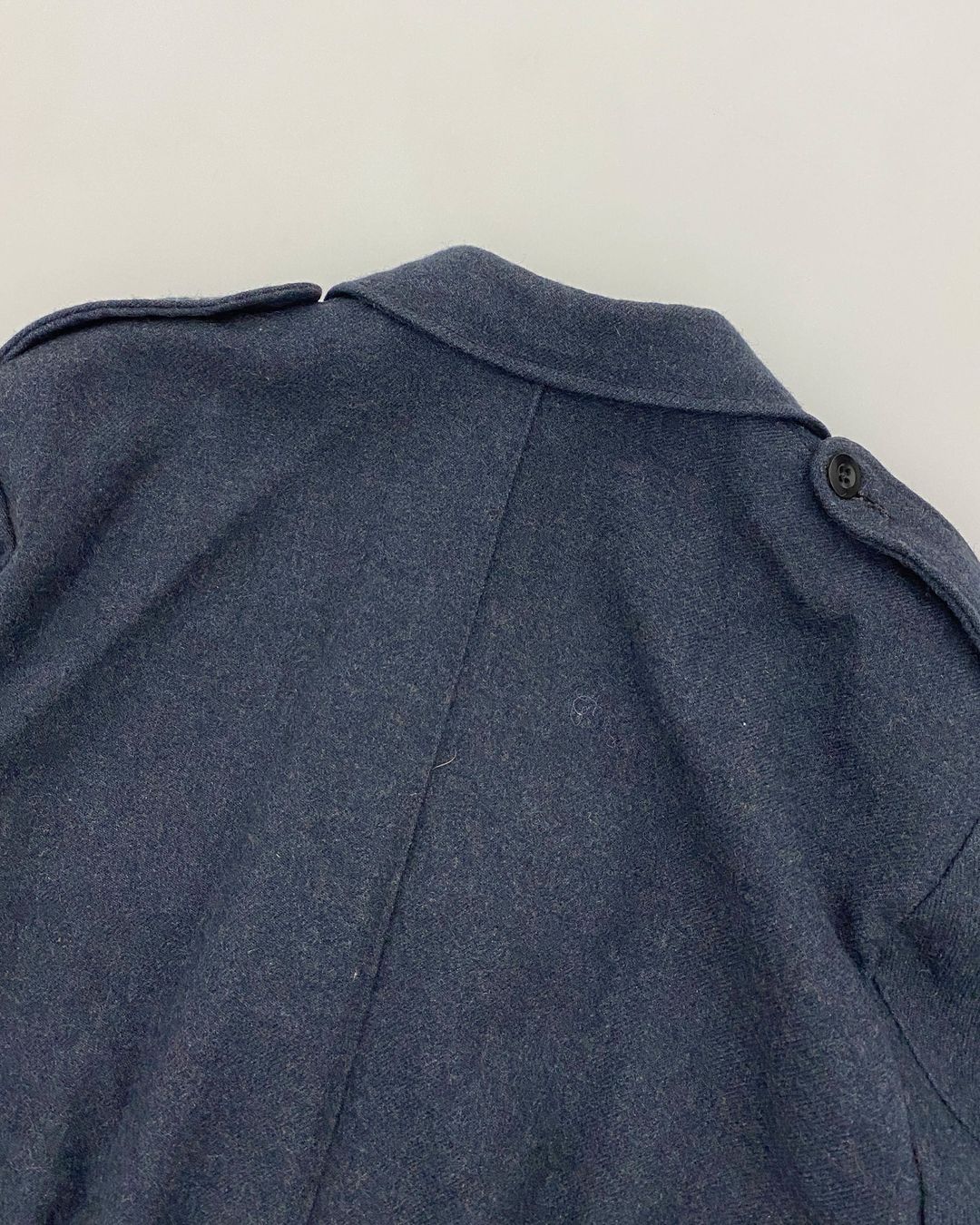 Thumbnail 5b66b779-b561-427e-ac96-b68e50718daa