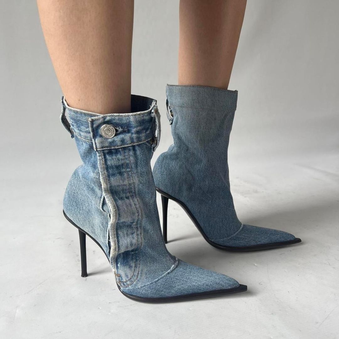 Thumbnail e23a0d6f-b143-451b-8d82-5aa9777168ea