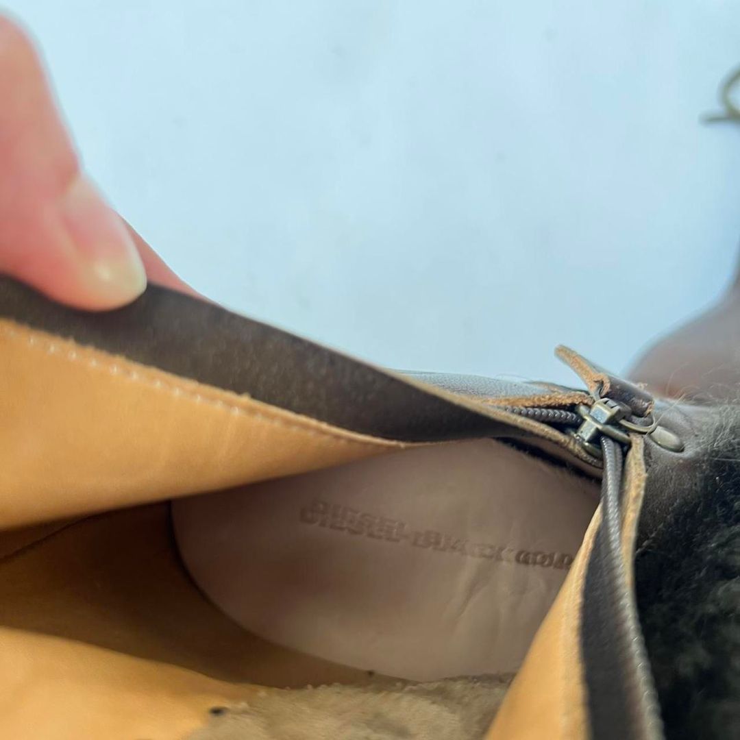 Thumbnail 01a307cb-88b8-48f6-a1d3-5232955c3550