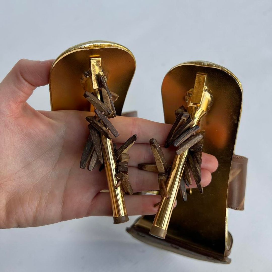 Thumbnail 2c091780-62ae-4016-889e-2c135ca98f3e