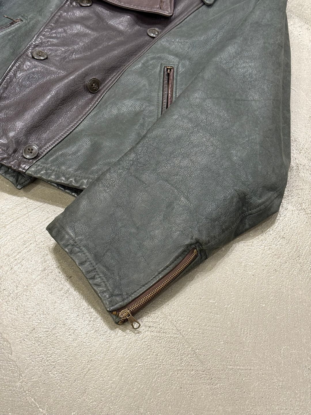 Thumbnail 80fa19e2-7181-4f35-beb6-aefaee6fe45e