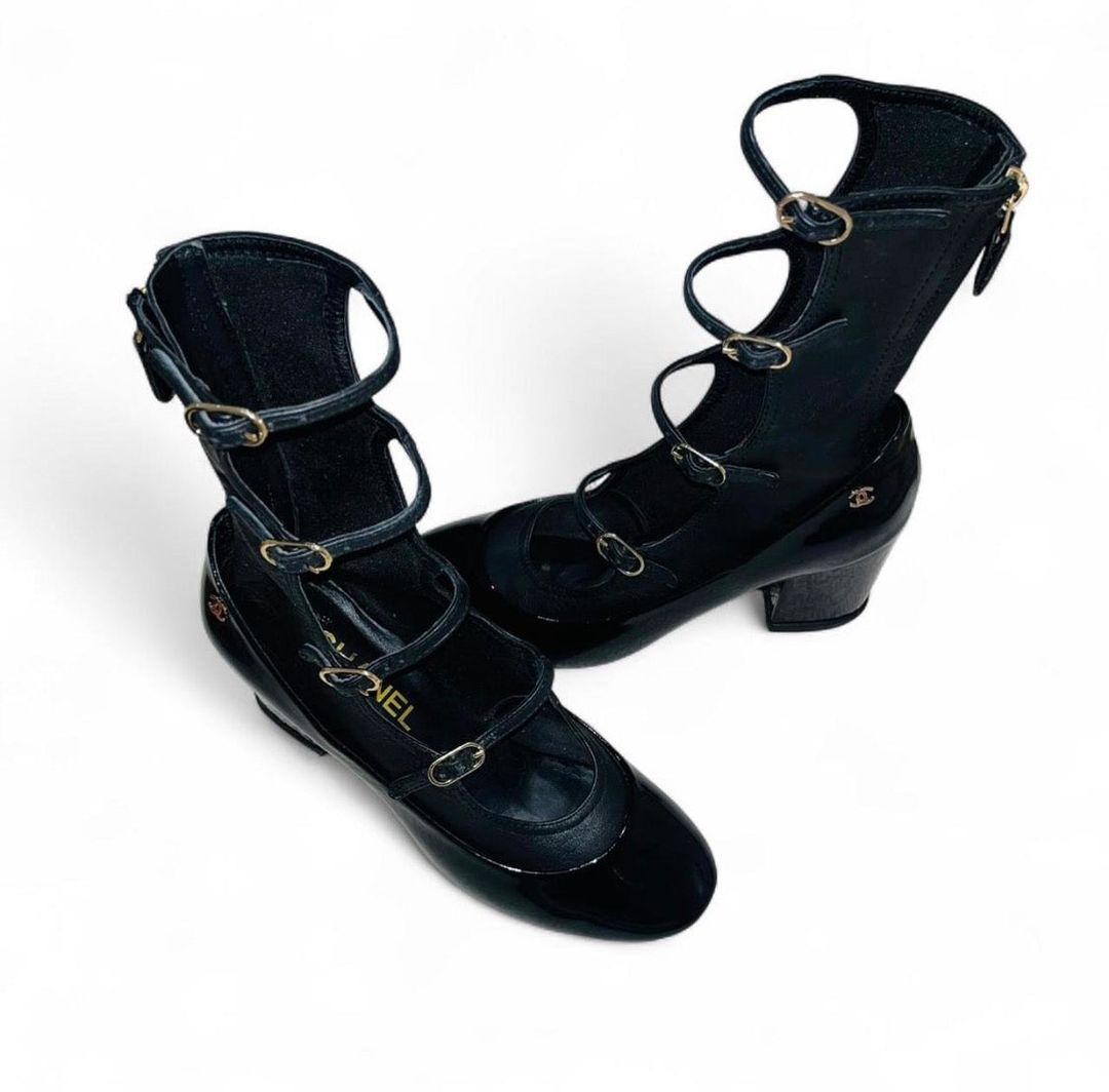 Thumbnail a1b4405f-9de1-4cf3-8456-369eafd77191