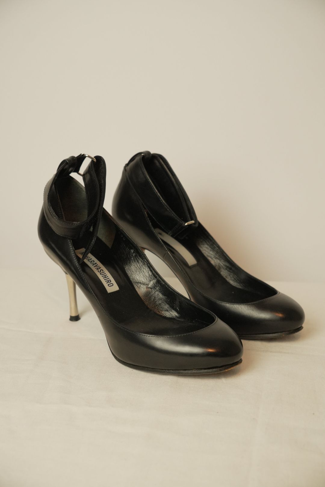 Mihara Yasuhiro Toe Cleavage Leather Metal Pumps w Ankle Strap Sz24 by VENDOR-UNKNOWN in size W24 from SHOES category