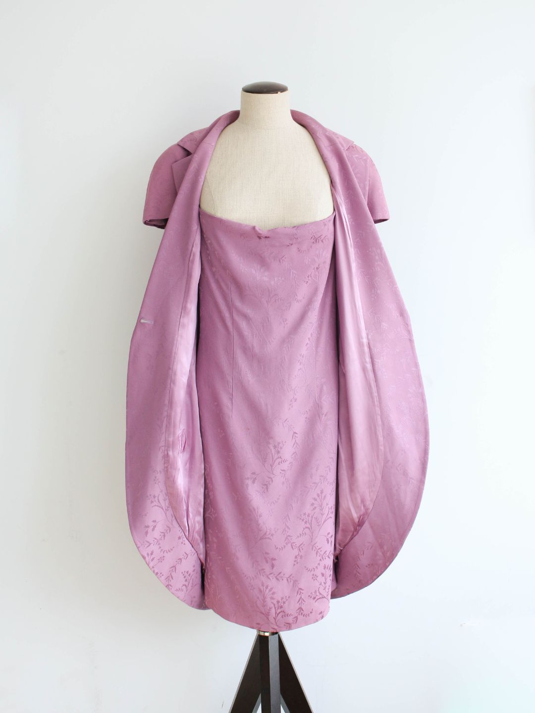 Thumbnail 6b35b741-1433-4ed9-9065-f590a6bac6d9