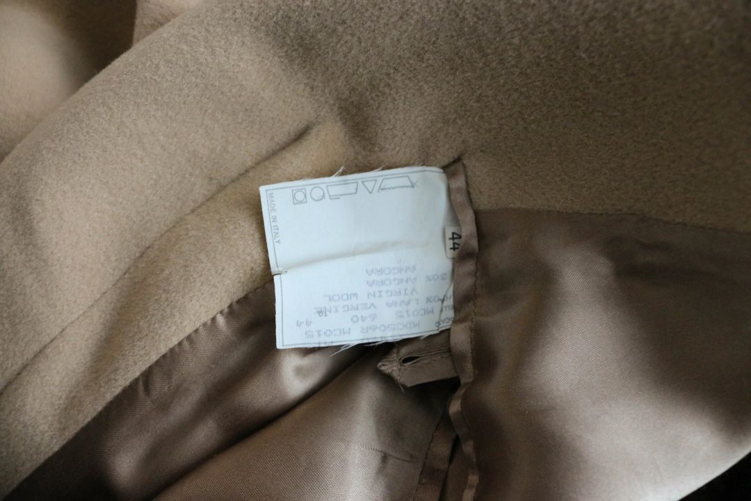 Thumbnail 42067f3d-4bd2-4e5b-9b6c-32184547a95e