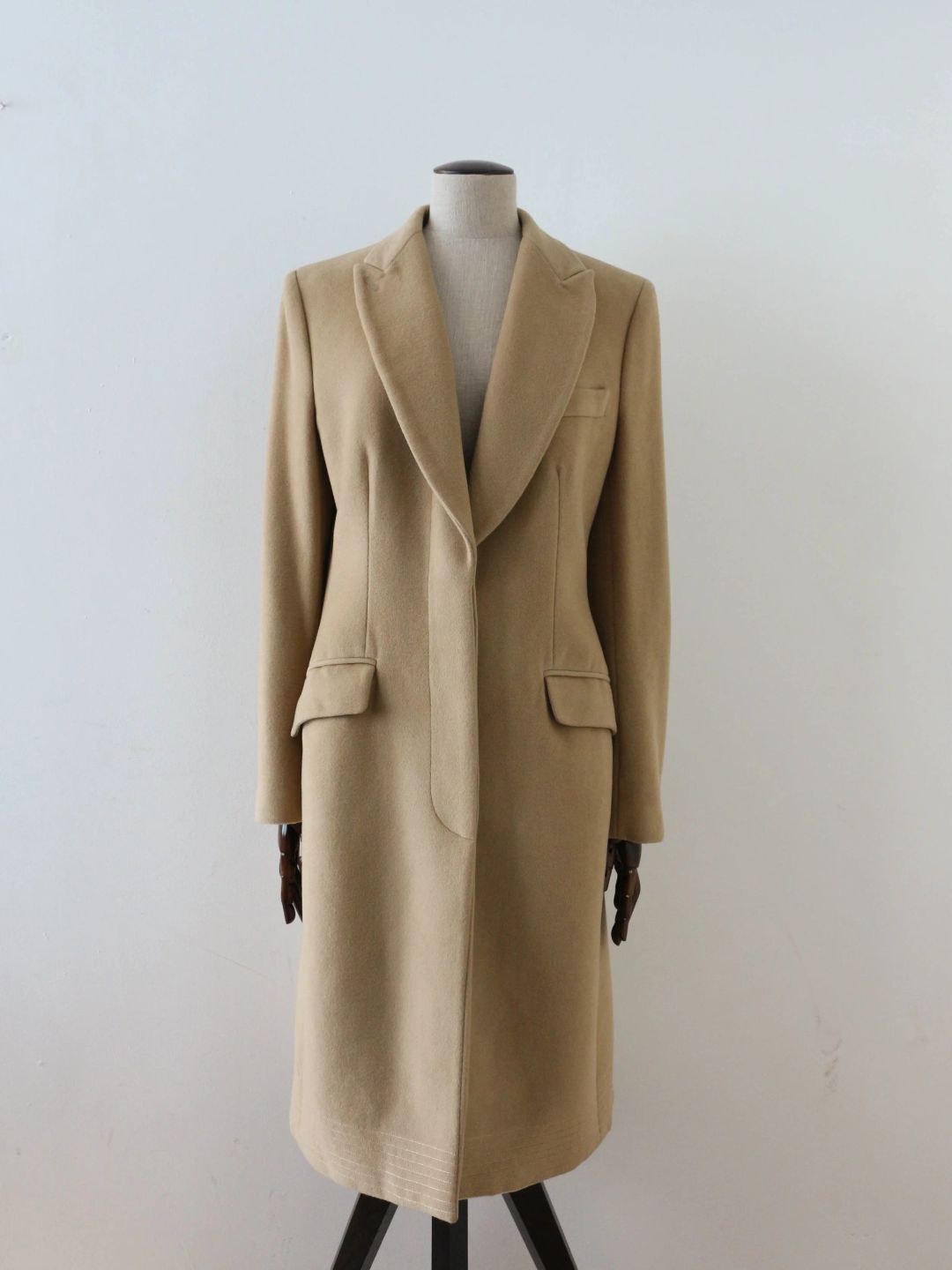 Alexander McQueen F/W01 'What a Merry Go Round' Camel Signed Coat by ALEXANDER MCQUEEN in size IT 44 from COATS & JACKETS category