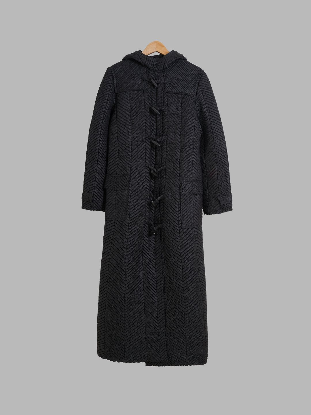 Yoshiki Hishinuma black pleated polyester full length hooded duffle coat - S M by Yoshiki Hishinuma in size XS from COATS & JACKETS category