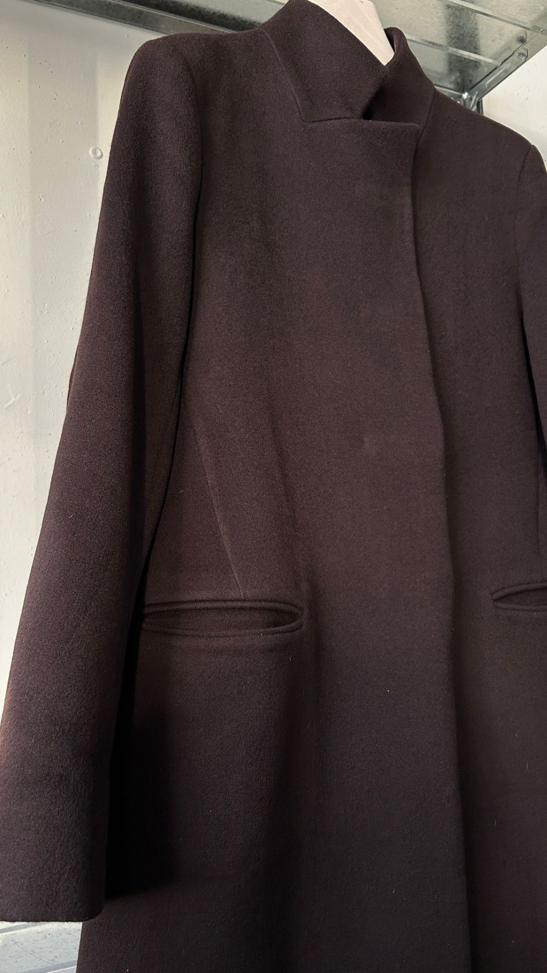 Thumbnail 0f451f46-5c87-4828-90a8-2e453f2c78fd