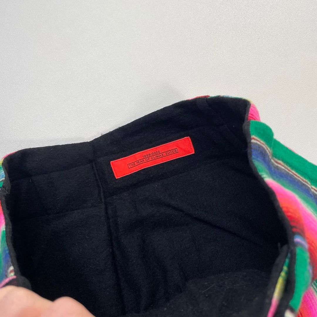 Thumbnail 133fb957-d6ba-421b-a952-ba8cf830c69e