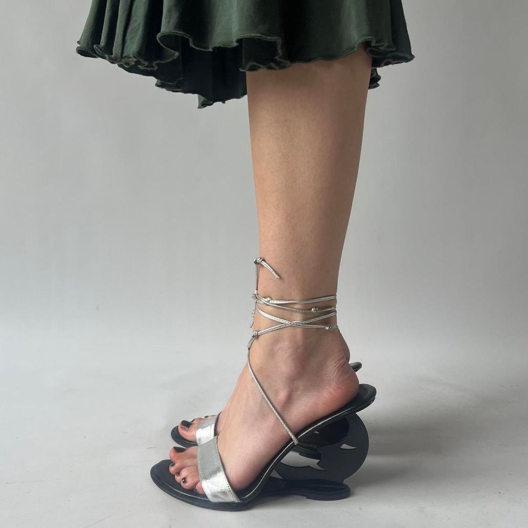 Thumbnail 38a45b2d-4b2b-4c7c-a908-f6c313388430