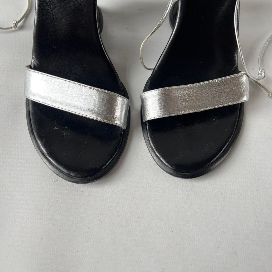 Thumbnail 9b063794-5931-4d4d-8bff-f219594cd19a