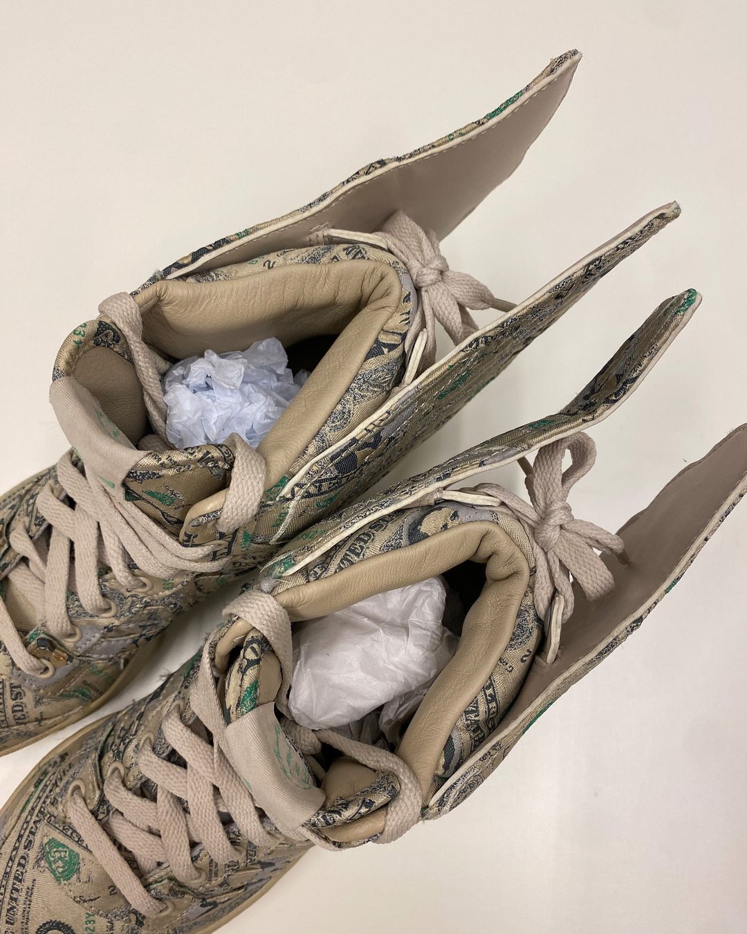 Thumbnail b2dba45f-7495-4ec9-998b-da0dca6cba2b